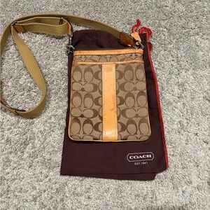 Coach tan signature Crossbody Bag